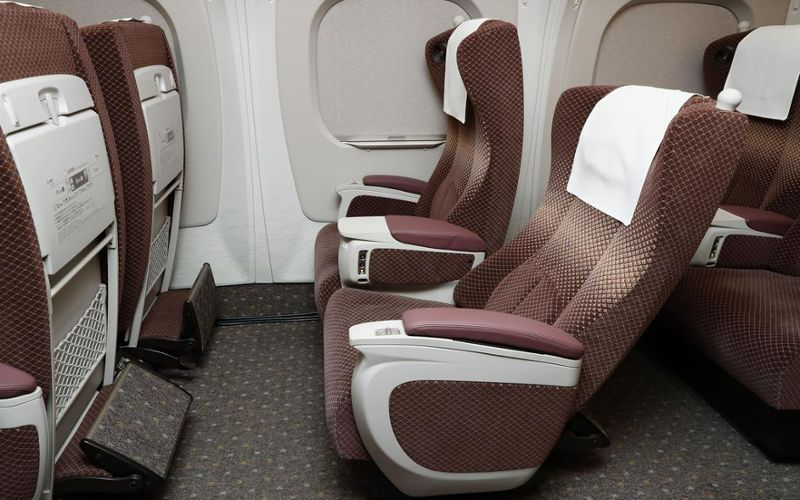 Fotele Green Car w N700S — przestrzeń powiększona o 15%