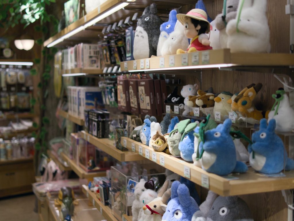 Sklep Studio Ghibli z Totoro w różnych rozmiarach
