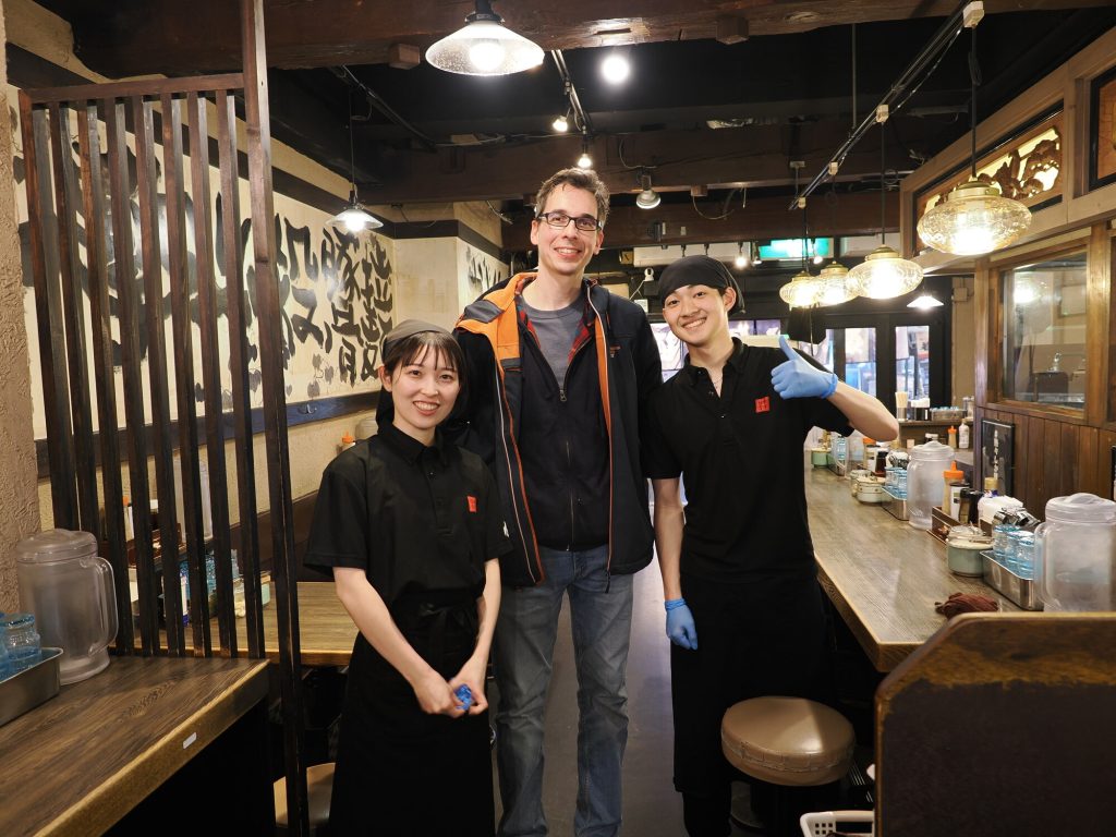 Miska ramen tonkotsu w restauracji ばんかつ Bankatu Ikebukuro