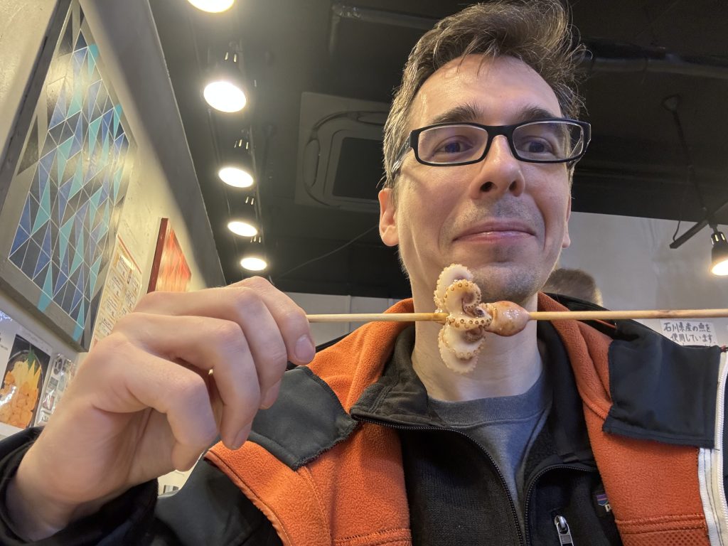 Stoisko z jedzeniem na Tsukiji Market