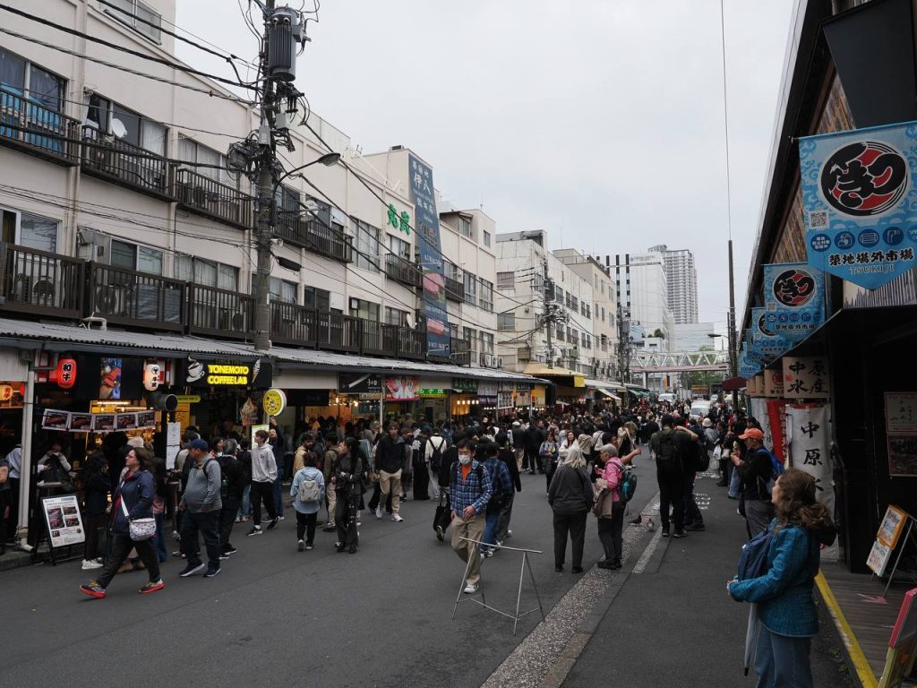Główna ulica Tsukiji Market